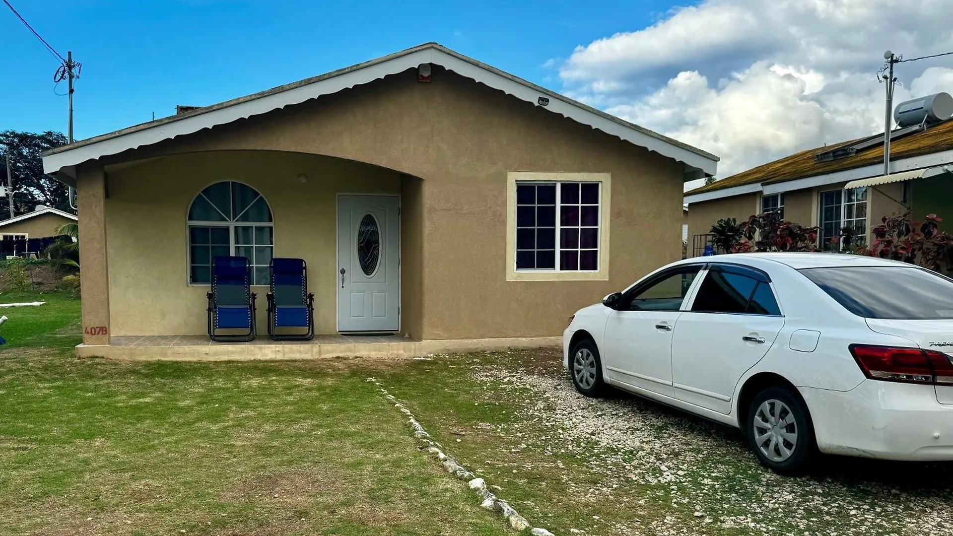 Deluxe Haven Lägenhet Montego Bay